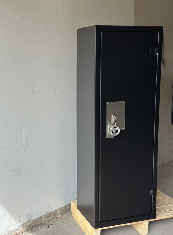 Franz Jäger Sikkerhetsskap 8/16 Key Excl 2026